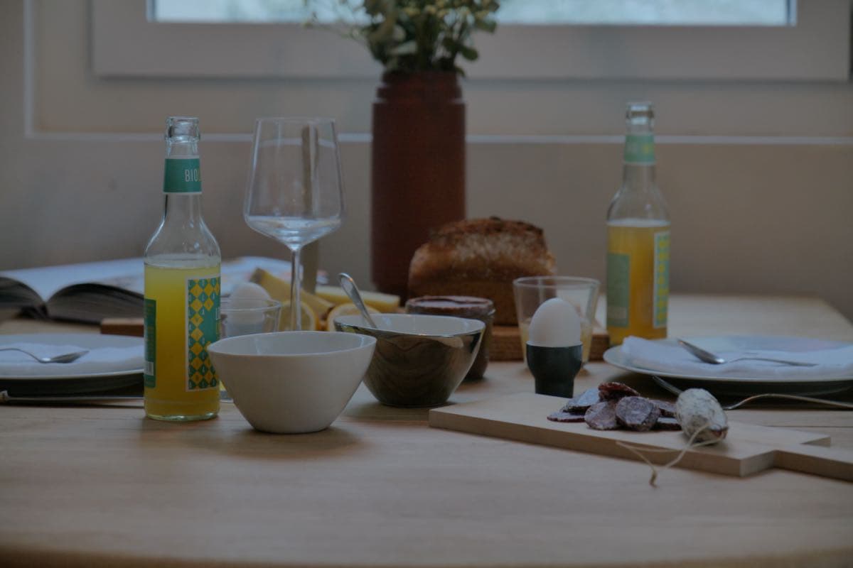 Geniessee gemütliche Morgenstunden in der lichtdurchfluteten Küche.